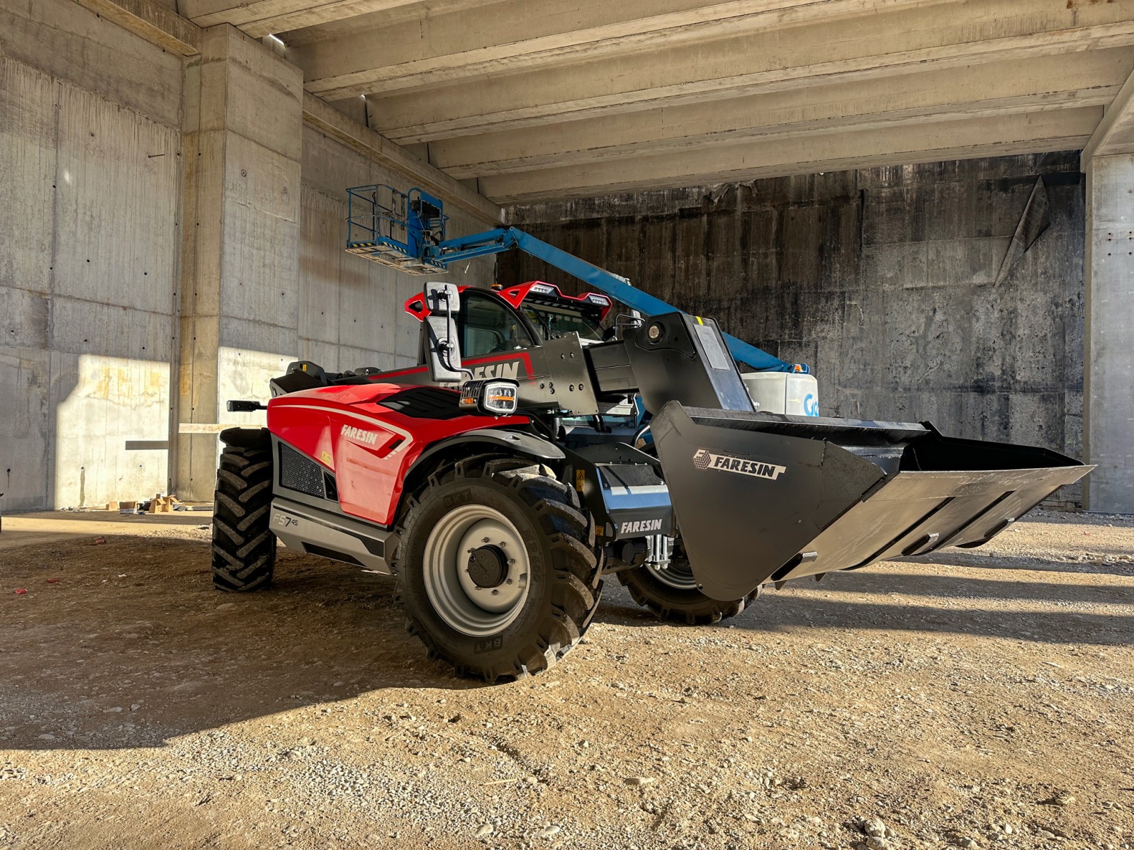 Faresin FT-1023 Telehandler